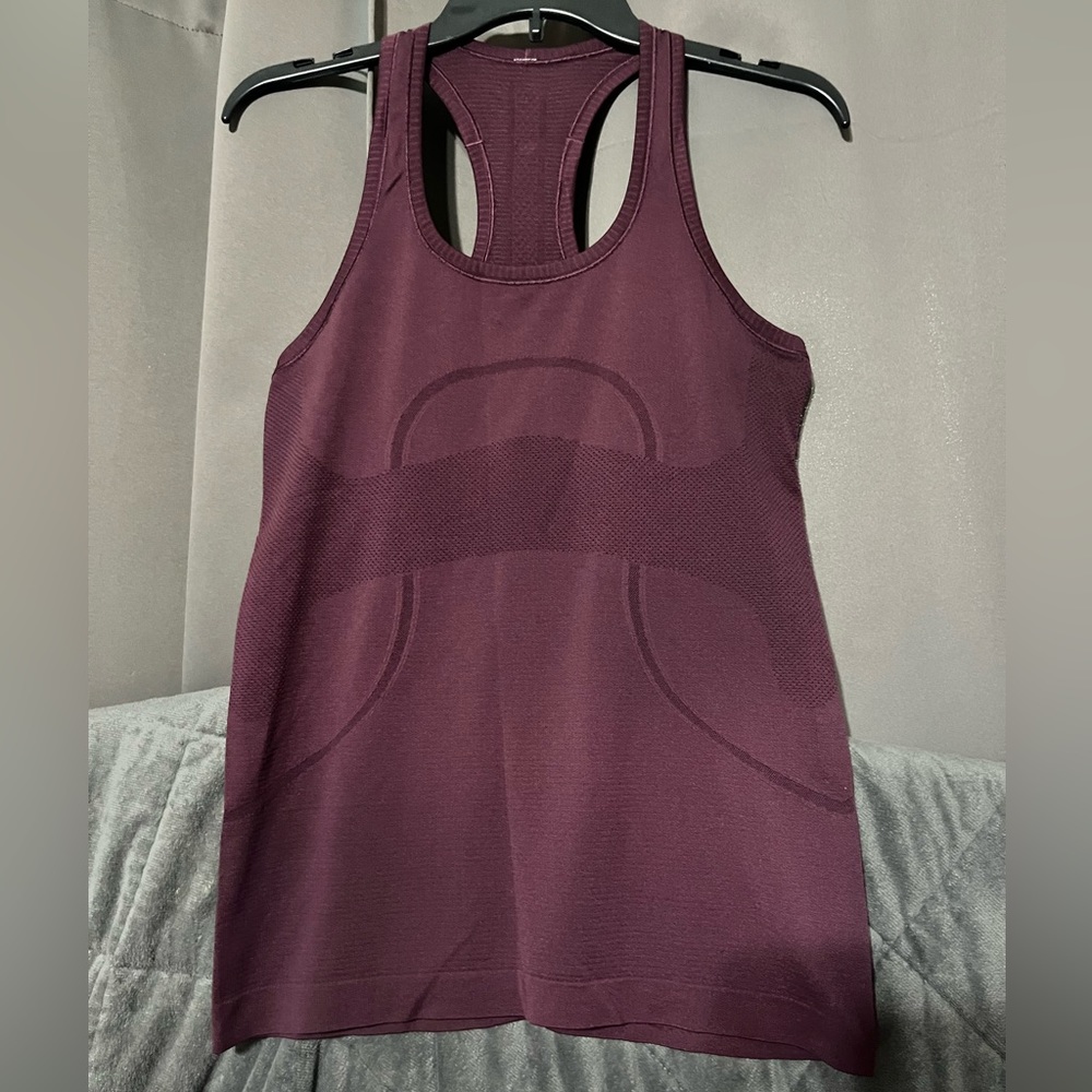 Lululemon Swiftly Tech Racerback Tank Burgundy Size 8